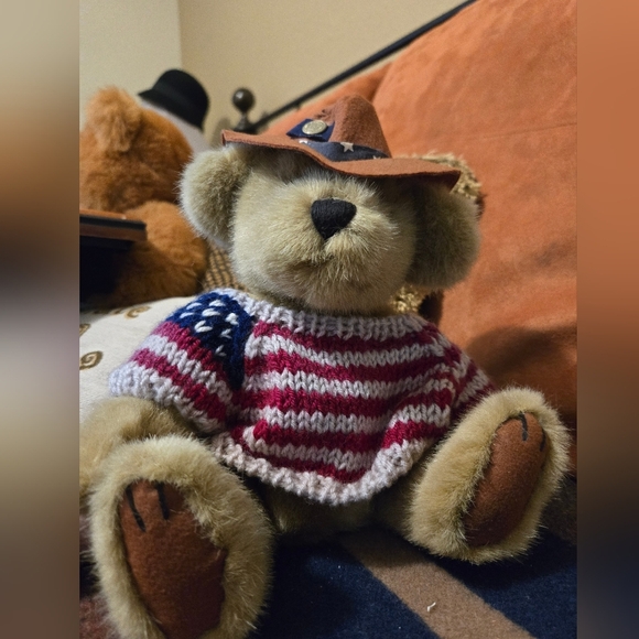Brass Button Bear With Faded Back and Tag - Picture 1 of 6